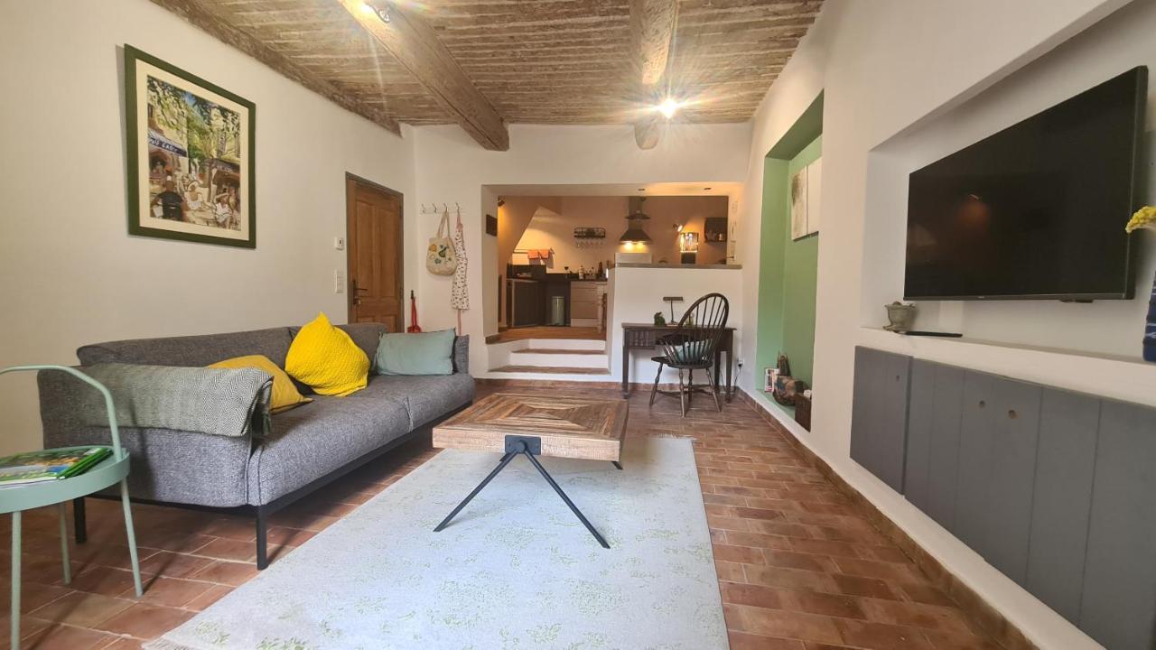 Ferienwohnung Cocon Du Papillon A Lourmarin Exterior foto