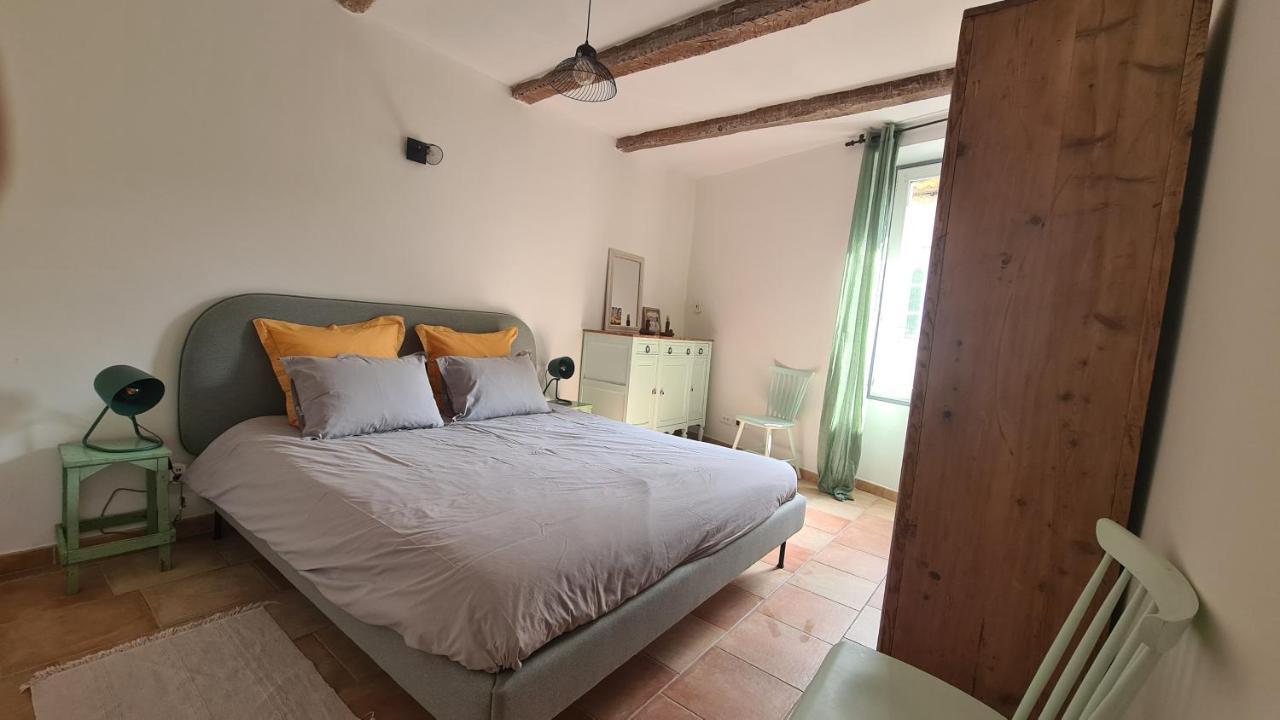 Ferienwohnung Cocon Du Papillon A Lourmarin Exterior foto